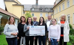 Unterstützung für neue Lehr- und Schulküche: Mitglieder des Rotary Clubs Rastatt